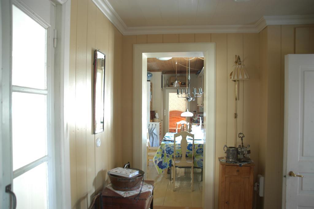 1800'S Townhouse Villa Loviisa Bilik gambar